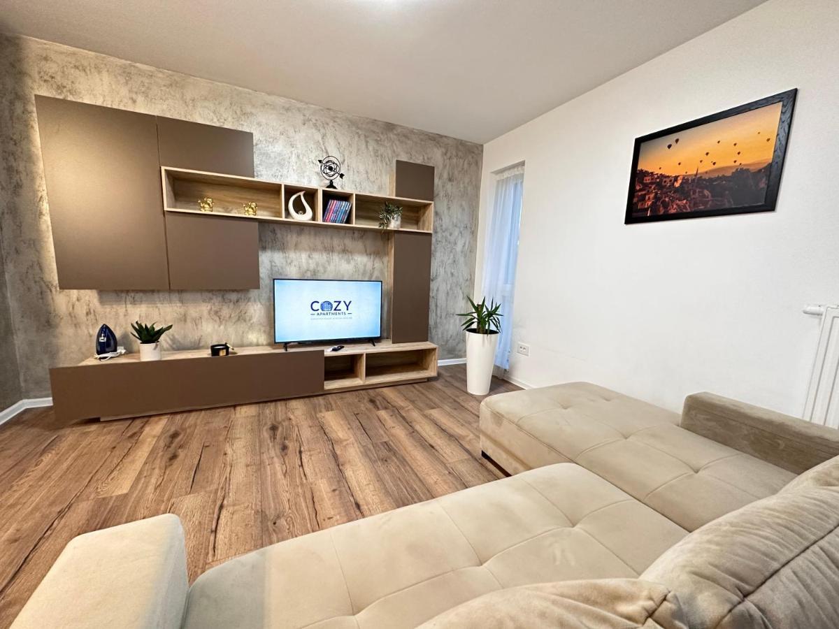 Deluxe Cozy Apartments - Coresi Mall #Brașov Exterior foto